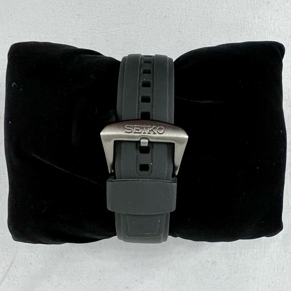 Seiko Coutura SSC745 - Picture 6 of 8